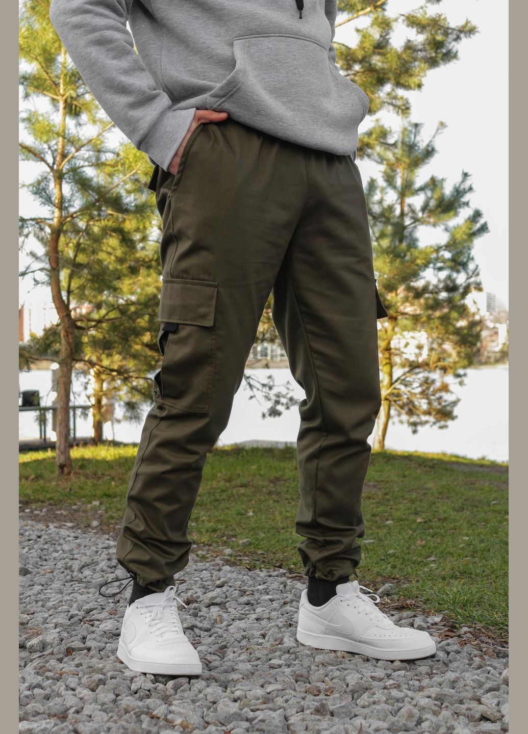 Хаки брюки Vakko