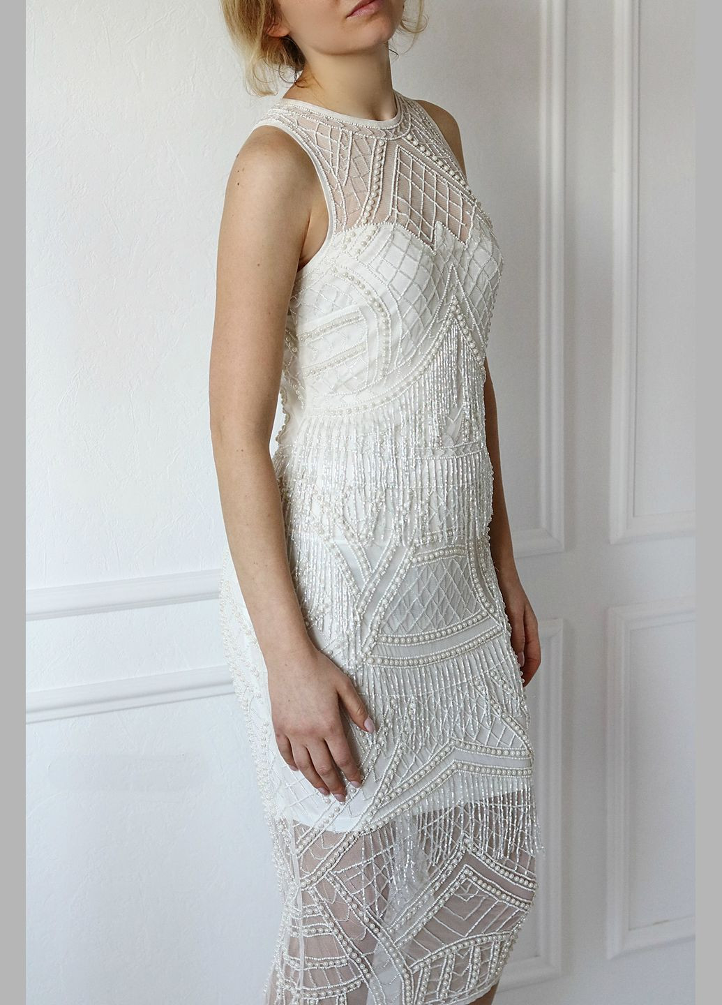 Білий сукня міді з бахромою і перлової обробкою design Asos