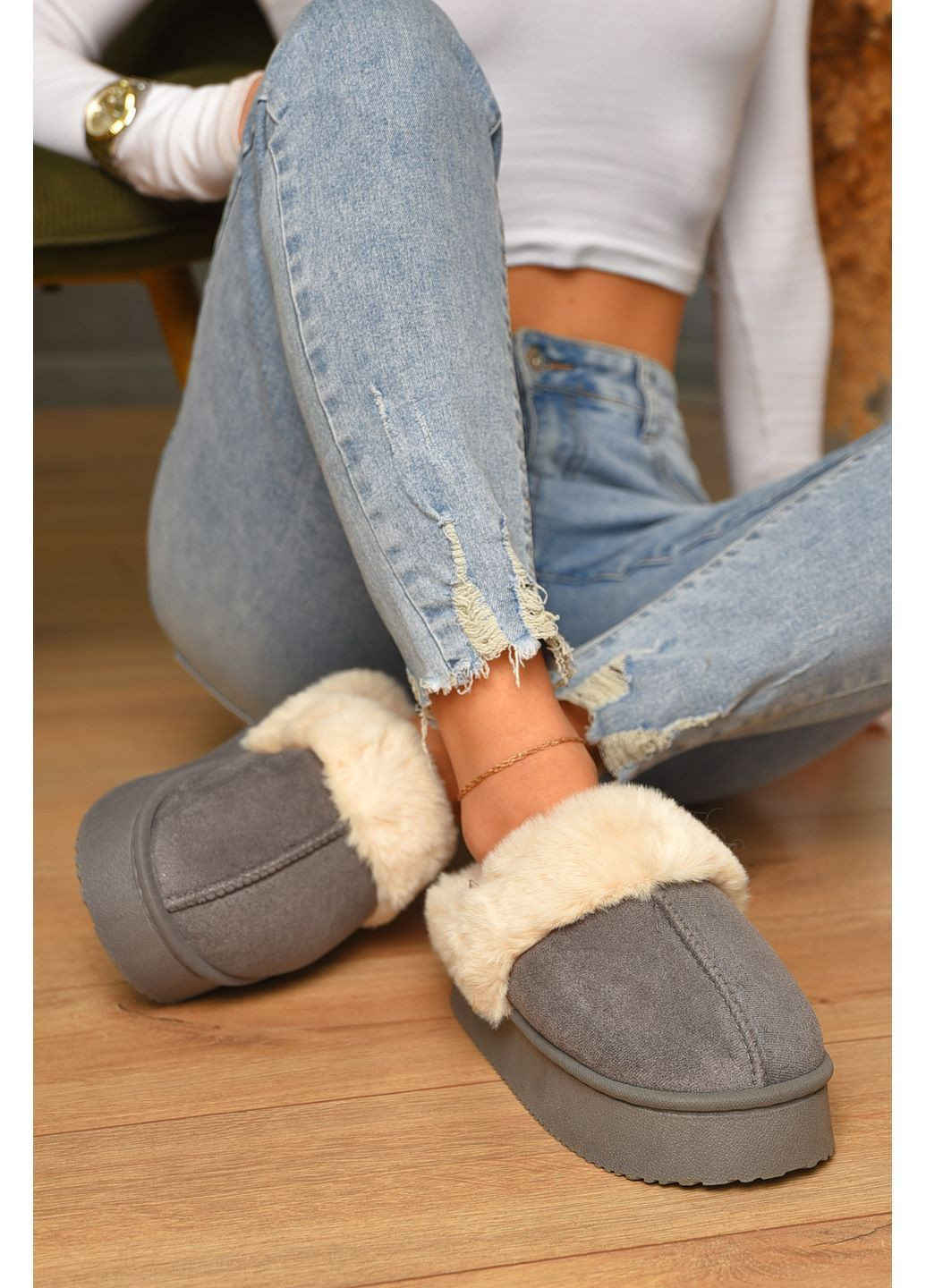 Домашні капці жіночі на хутрі темно-сірого кольору Let's Shop (362082644)