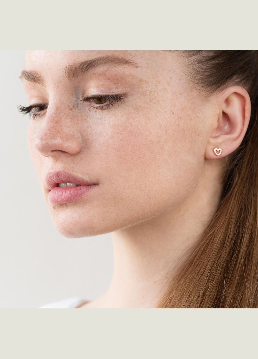 Золоті сережки-пусети Сердечка с06924 Oniks (264022671)