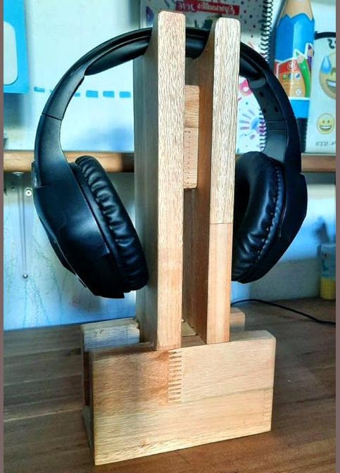 Стойка для наушников из дерева Питерс бланже (НУП-007801) No Brand (328414853)