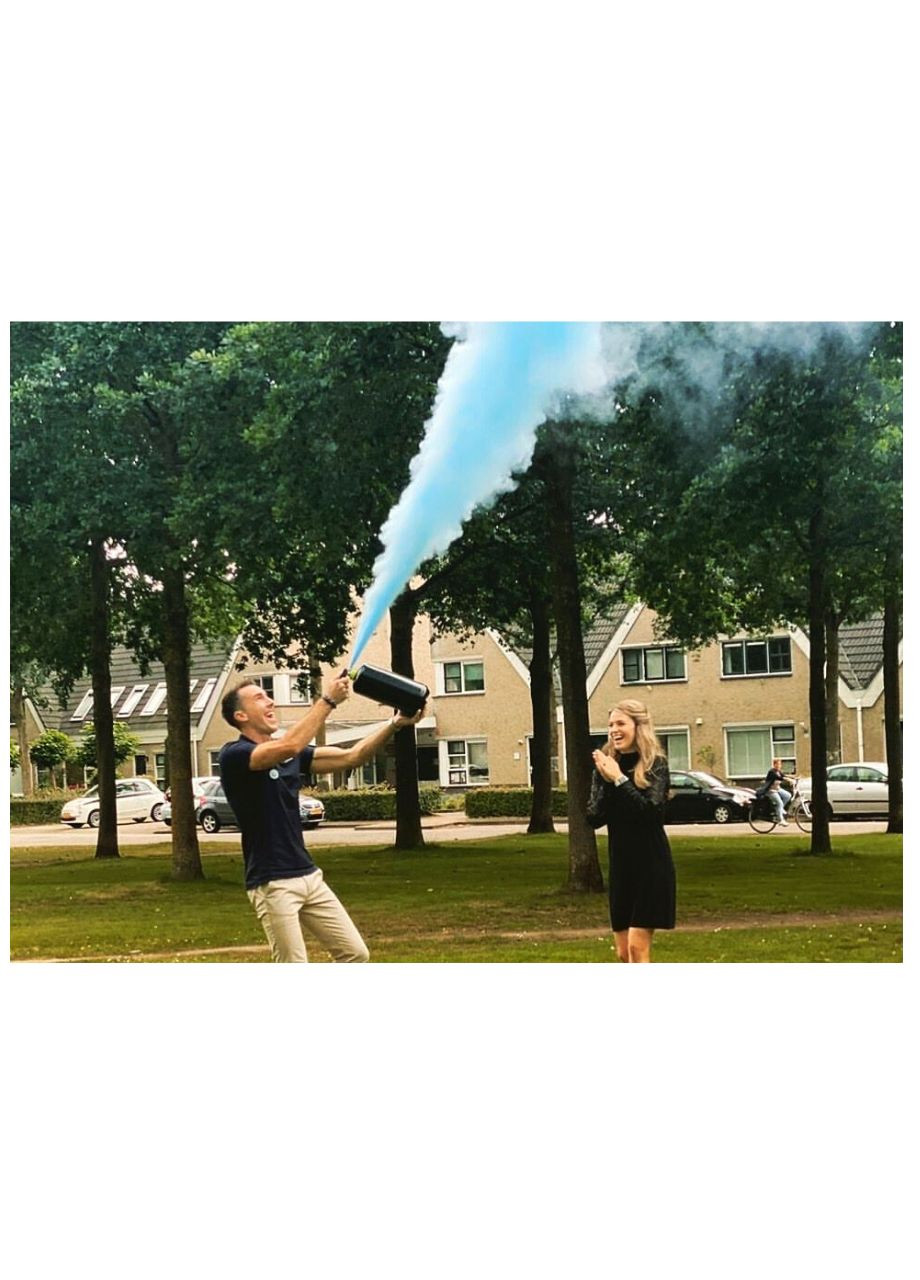 Белый Баллон Гендер Пати 1 кг с Голубой Краской Холи, Gender Party BOY OR GIRL, белый с черной наклейкой DobraMAMA (329194588)