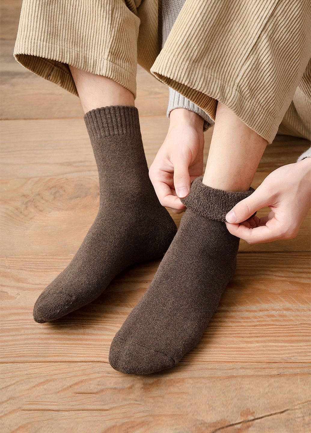Коричневые носки махровые однотонные (365843792)