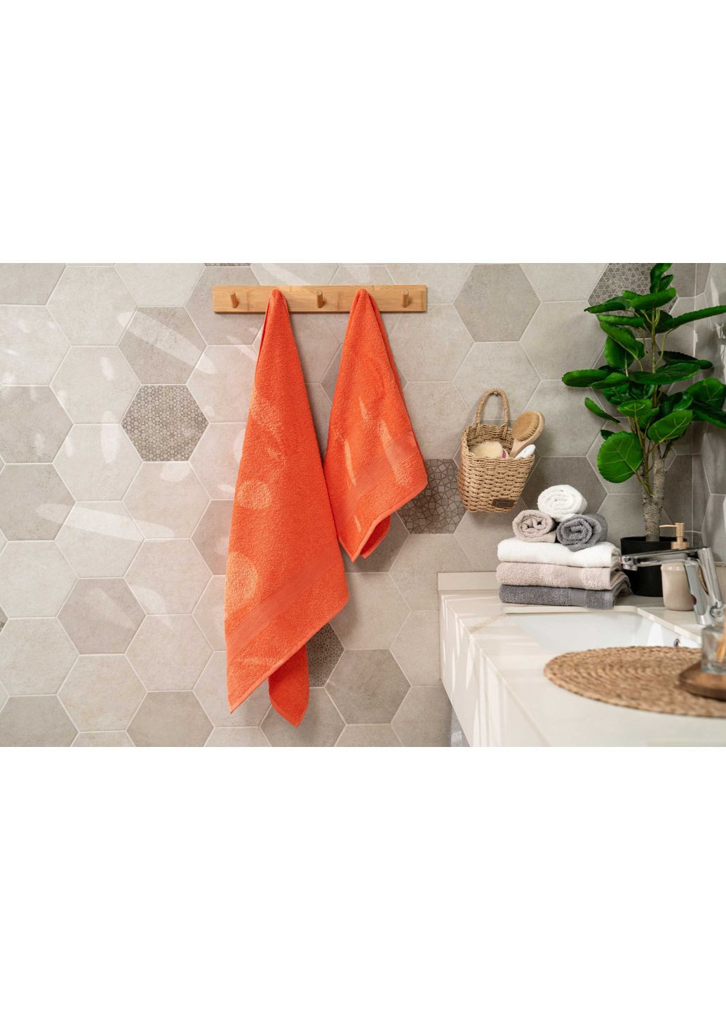 Рушник махровий Benefit ART-2450-СR 50х90 см кораловий Ardesto комбінований