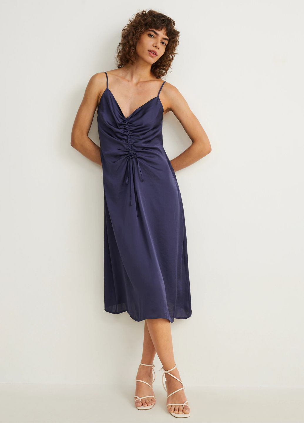 Темно-синее кэжуал атласное платье миди C&A однотонное