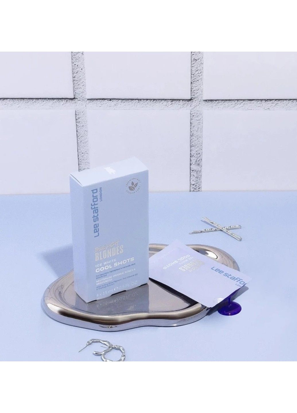 Тонирующие ампулы с синим пигментом 4х15 мл Lee Stafford (298055345)