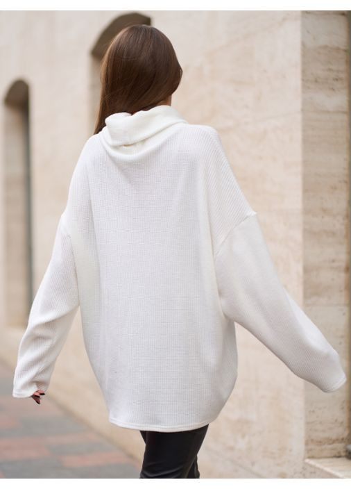 Молочный демисезонный вязаный свитер в стиле оверсайз No Brand