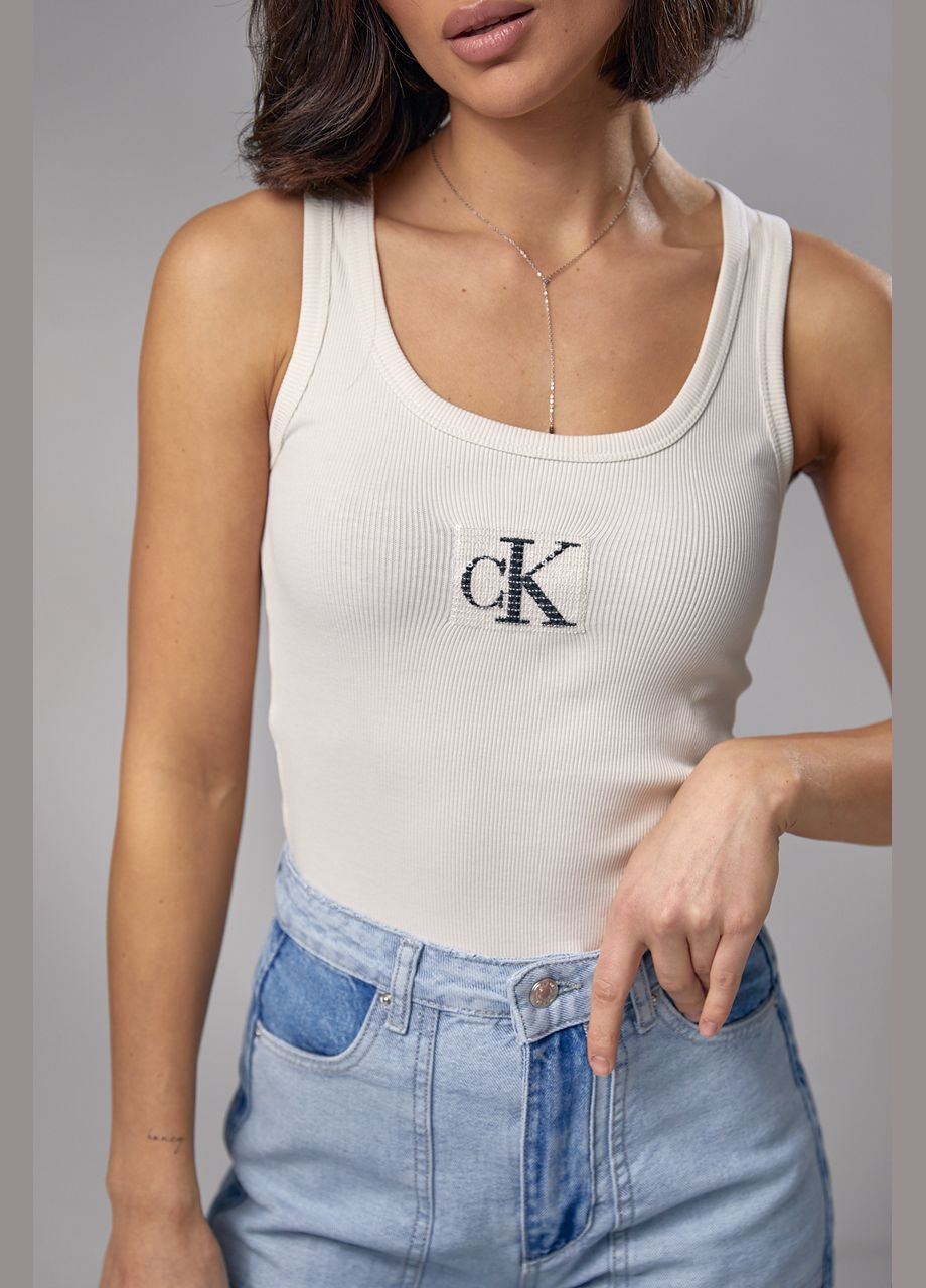 Жіноча майка в рубчик з паєтками і вишивкою CK Liton — 296469676