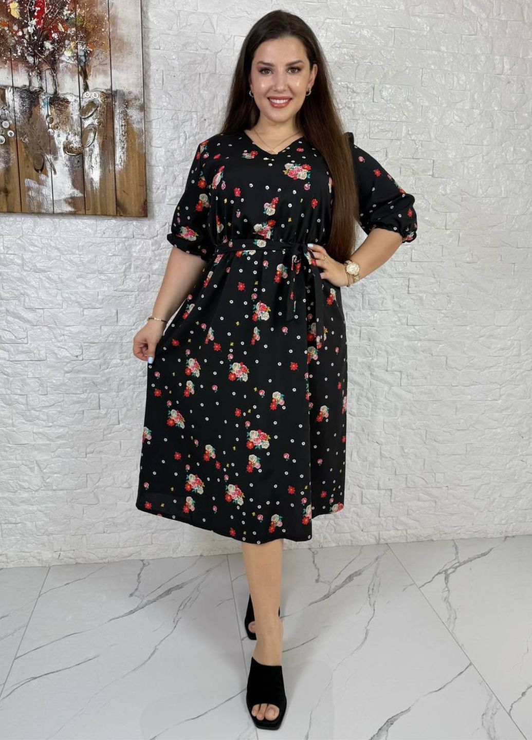 Черное повседневный изысканное легкое летнее платье меди с цветочным узором, поясом и рукавами фонарик три четверти Україна с цветочным принтом