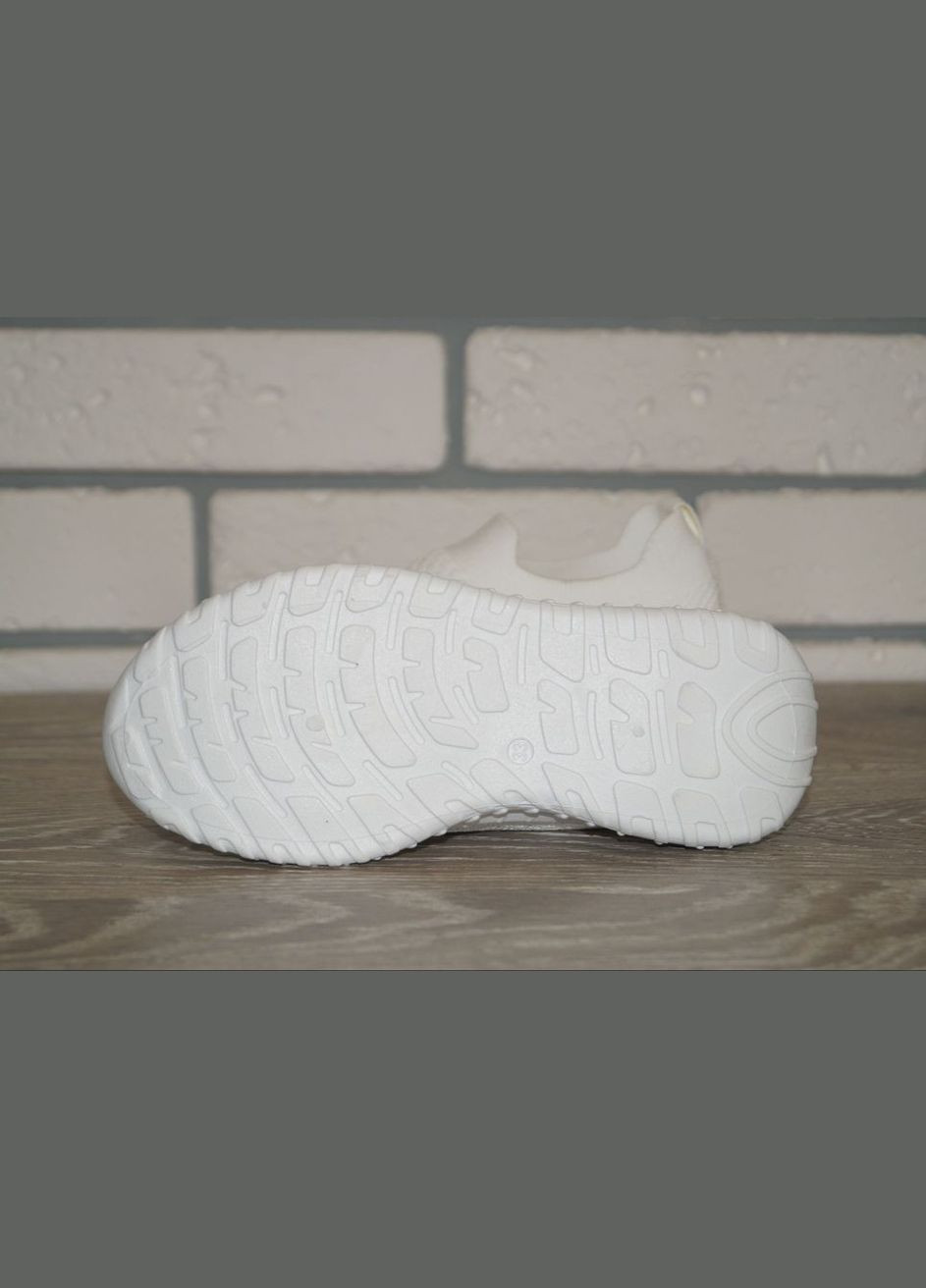 Белые демисезонные кроссовки текстильные для девочки белые BBT