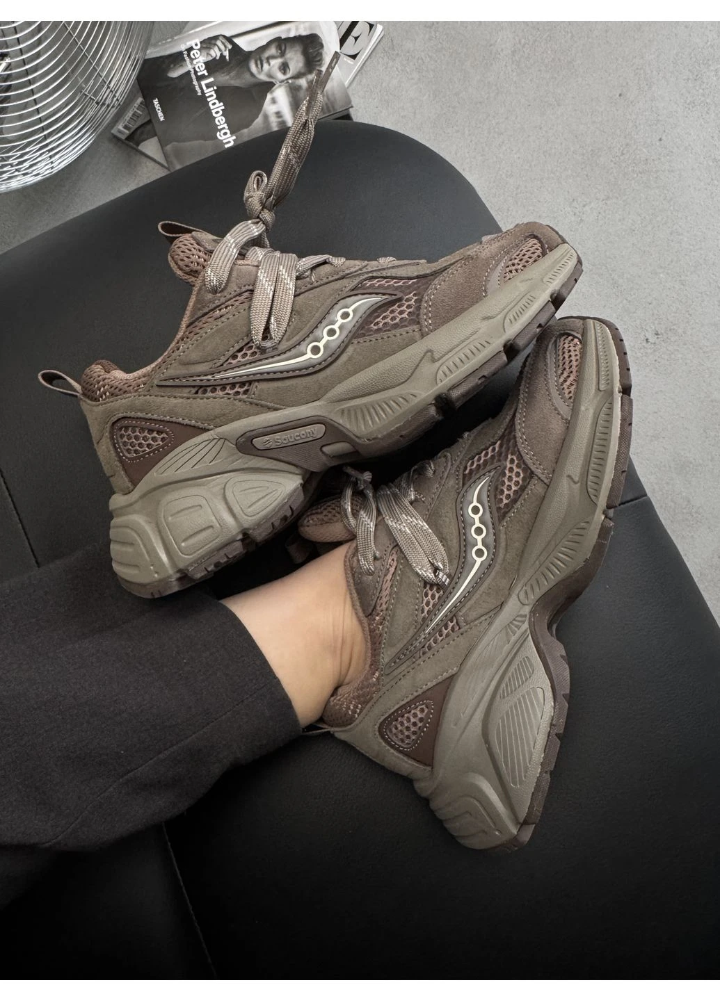 Кроссовки женские и мужские Saucony 2k Cavalry Brown | Саукони 2К Кавалри коричневые No Brand коричневые демисезоны (370604342)