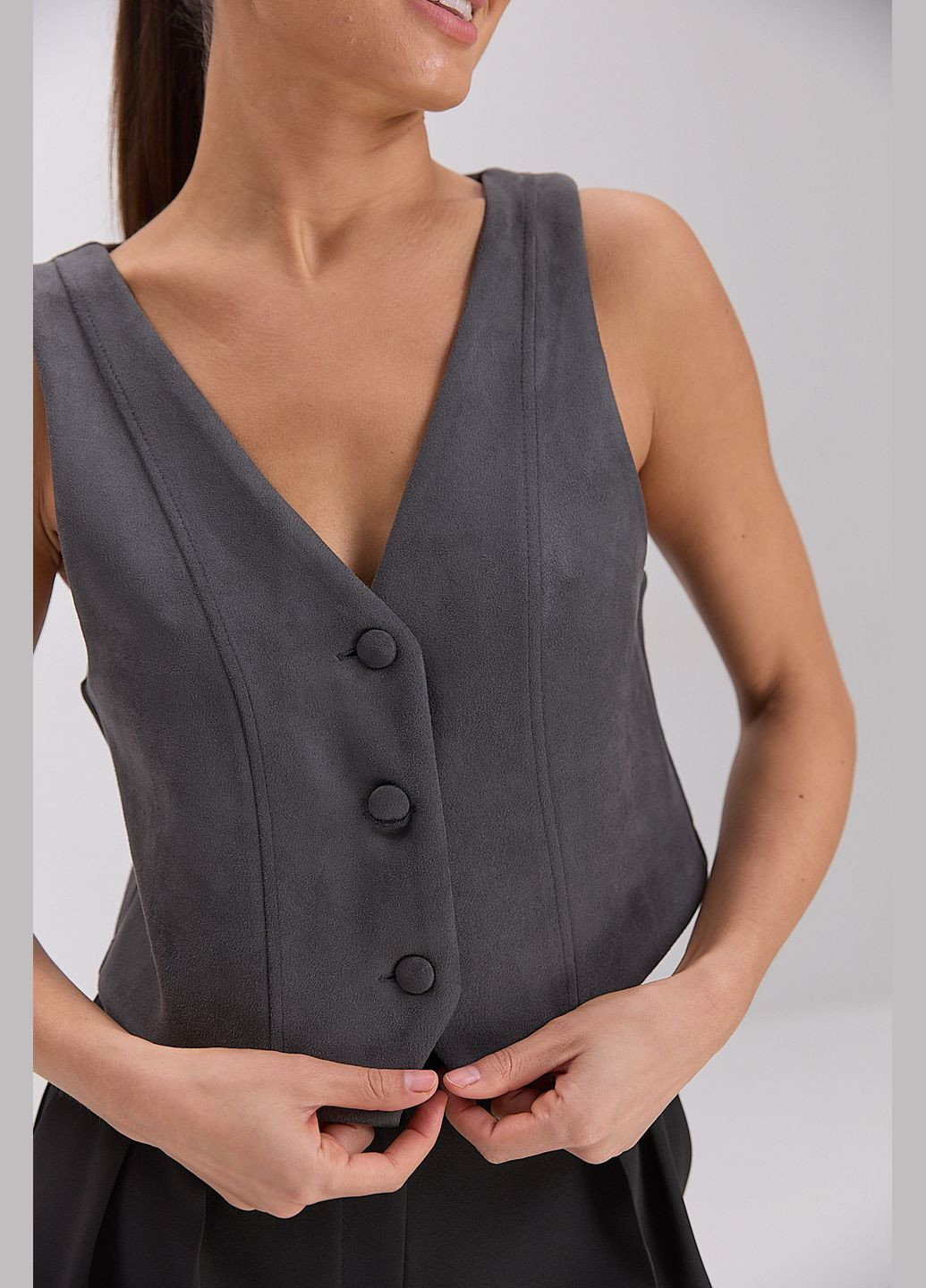 Жіночий замшевий жилет в діловому стилі Arjen (322655552)