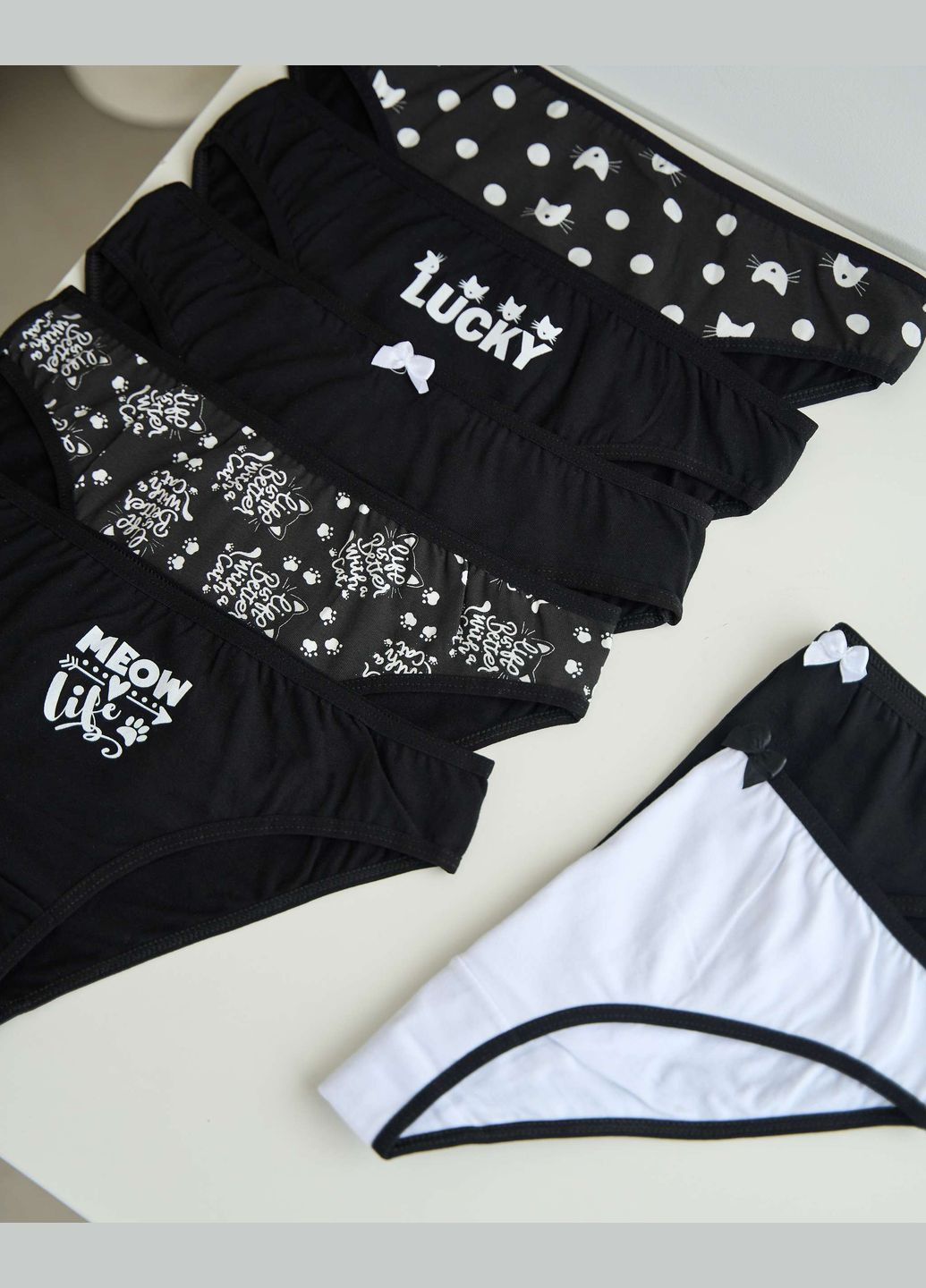 Набор женских базовых трусиков неделька - 7 шт. Nicoletta (340277002)