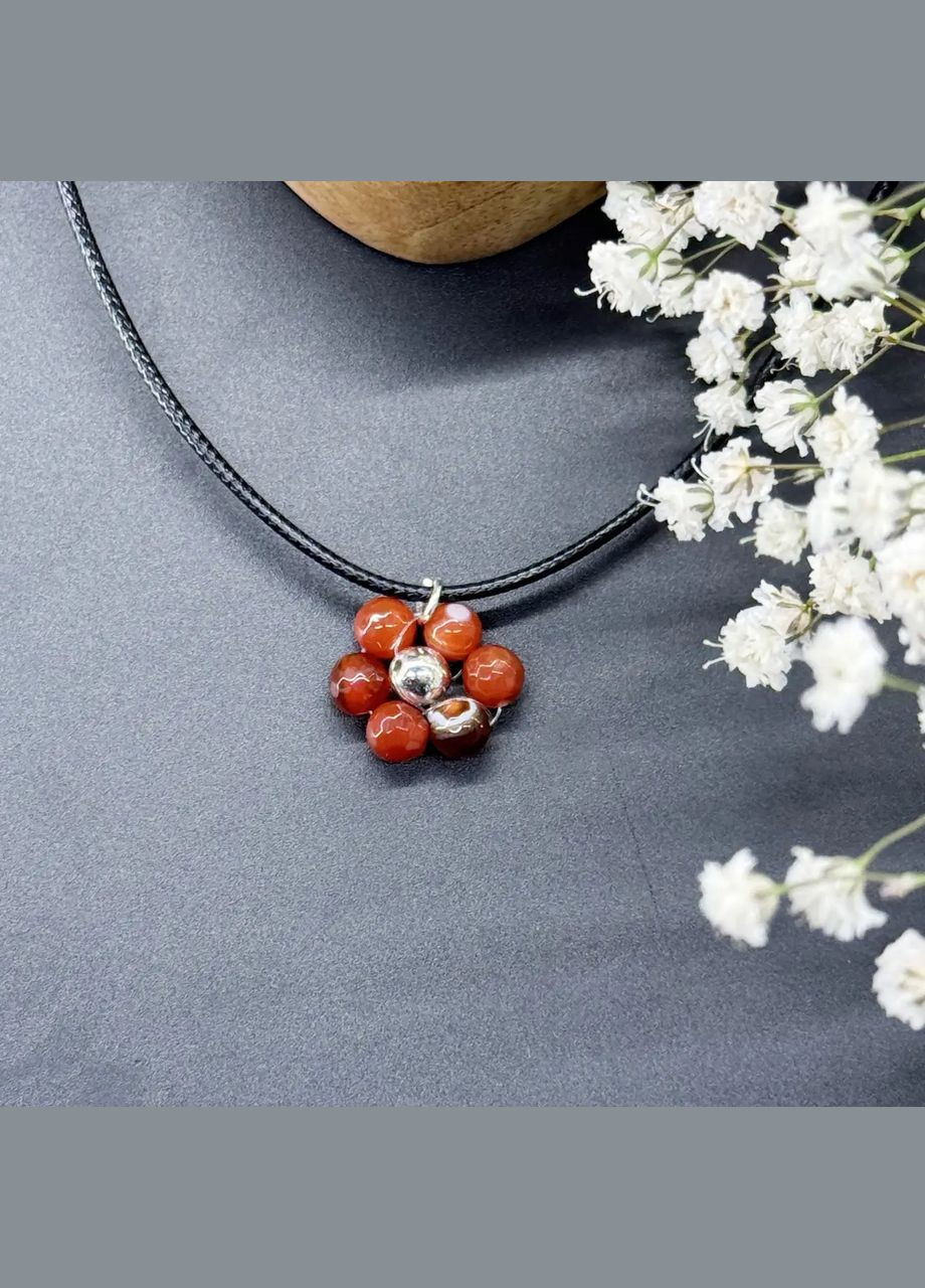 Цветочек натуральный камень Агат темно-оранжевый грань на шнуре 17мм+- L-45-50см No Brand Кулон (337995586)