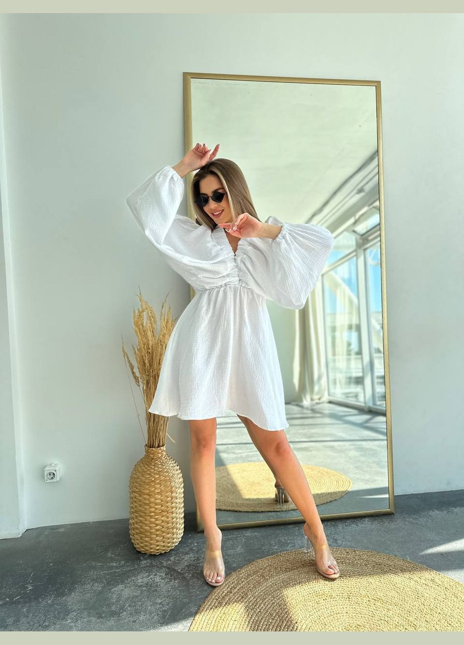 Белое кэжуал трендовое муслиновое платье с длинным рукавом Adelante однотонное