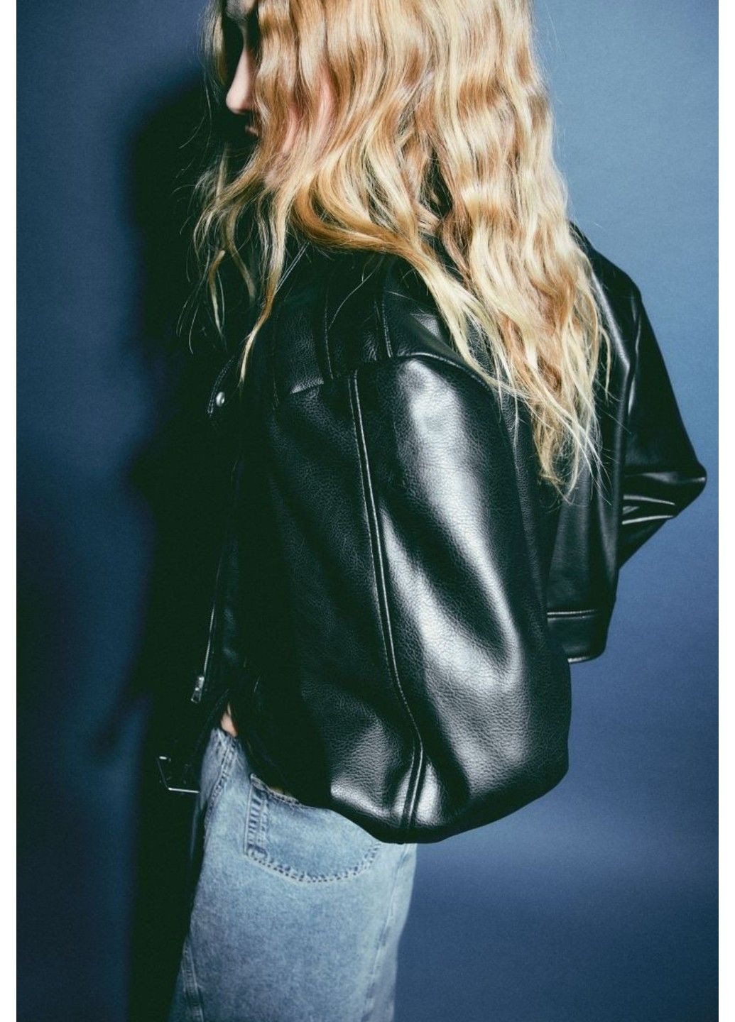 Черная демисезонная женская куртка-косуха из эко-кожи н&м (56807) xs черная H&M
