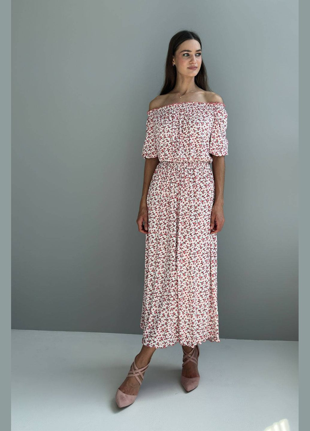 Молочна сукня Nenka з квітковим принтом