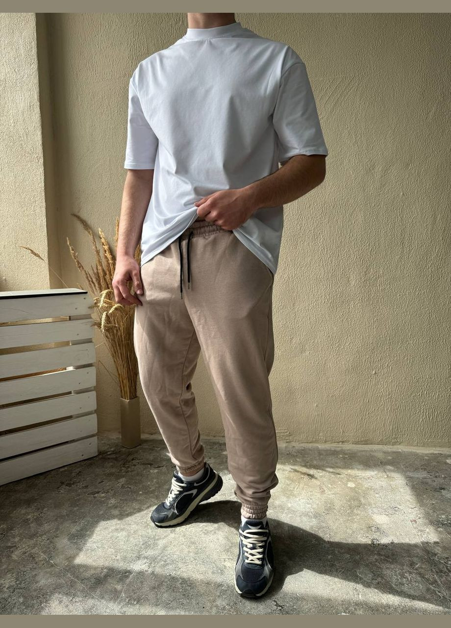 Светло-бежевый демисезонный стильный кэжуал костюм с хлопком на лето и весну брючный Vakko