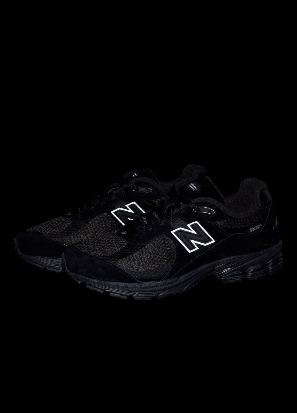 Черные всесезонные мужские кроссовки 2002r m2002wb весна-осень замша текстиль сетка черные New Balance
