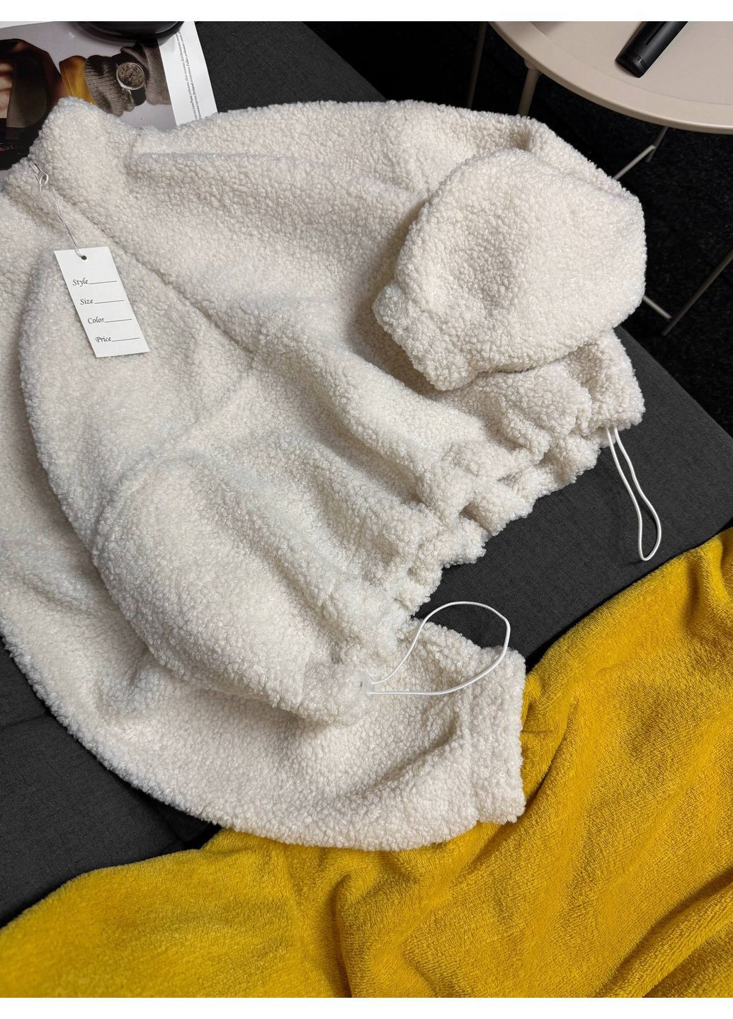 Молочный женский свитшот без декора (362682119)