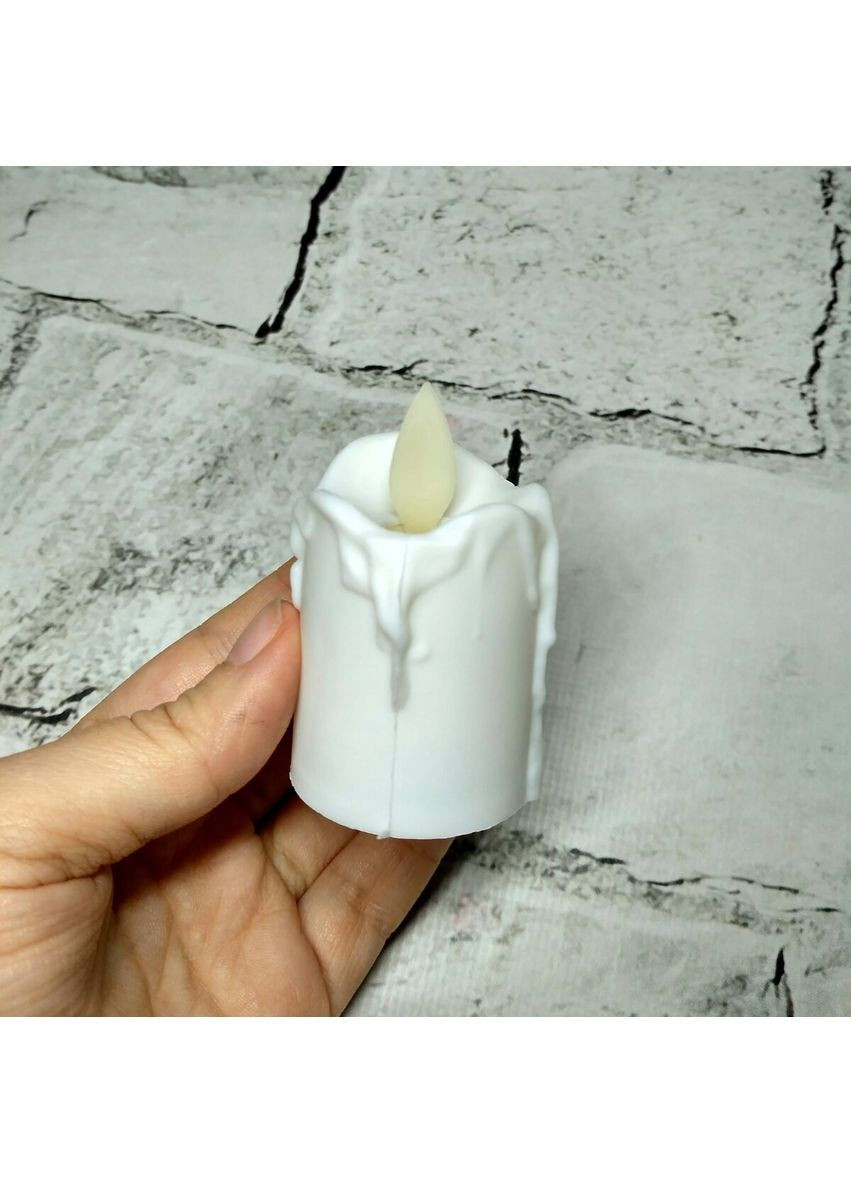 Свічка LED електронна з ефектом полум'я 5х3,7 см Біла No Brand (364688272)