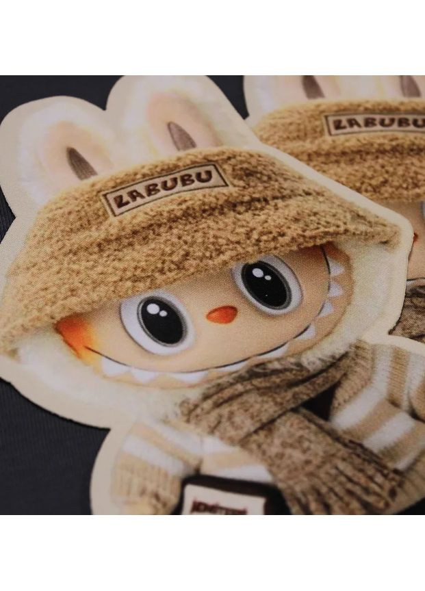 Нашивка тканевая фигурная "Labubu" бежевого цвета (2389) No Brand (365730928)