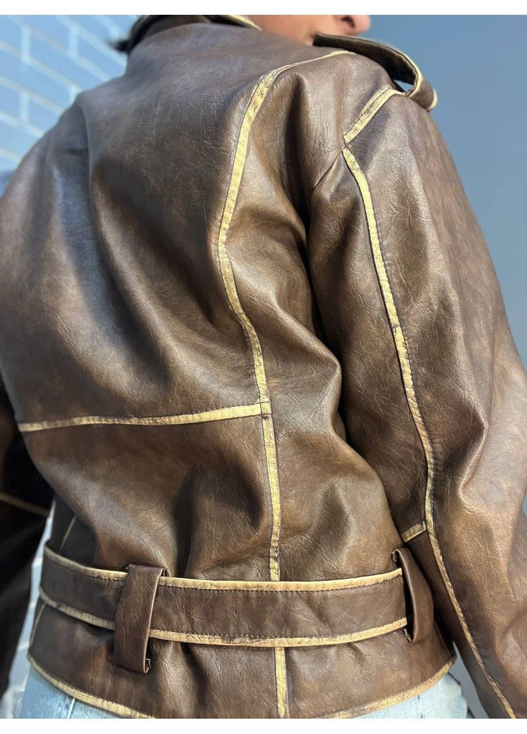 Коричневая демисезонная куртка женская 2456 косуха молнии пояс вареные швы экокожа AFTF BASIC