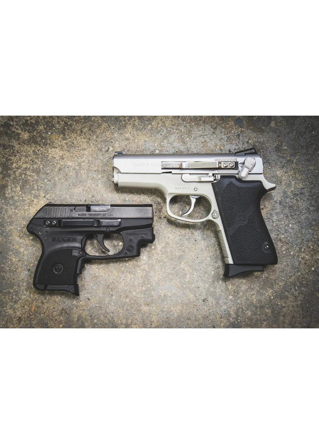 Універсальна кліпса ClipDraw для прихованого носіння пістолета. Чорна No Brand (316437168)