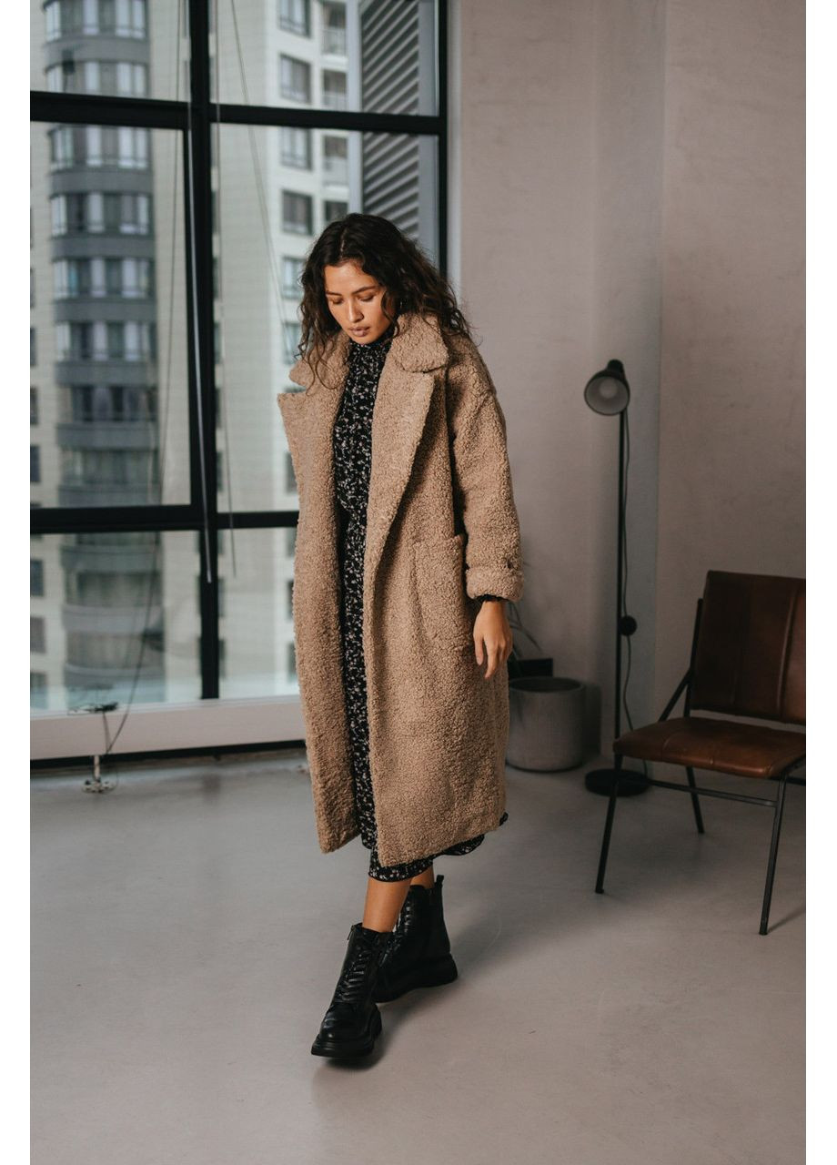 Кофейное зимнее Пальто-шуба из эко-букле кофейного цвета Seventeen