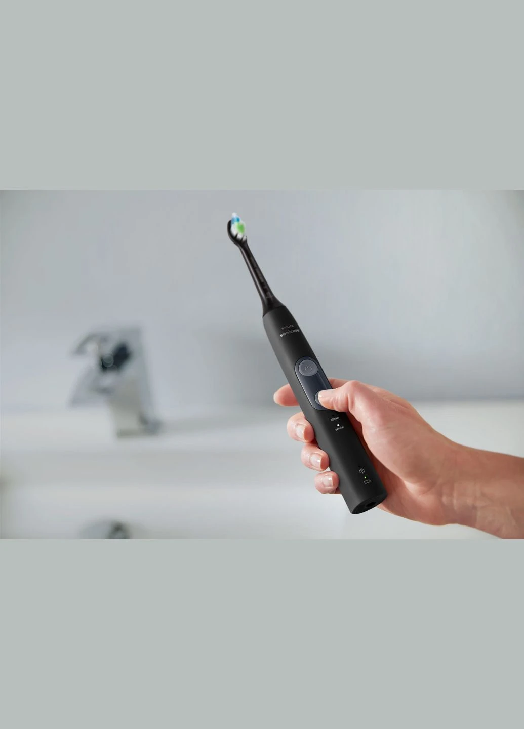 Зубна електрощітка HX6830/53 Protective Clean 2 Black+Case (6741367) Philips (314780606)