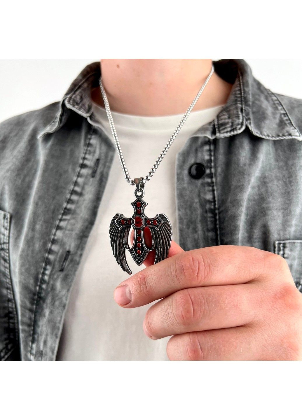 Хрестик з крилами і червоними каменями з медичної сталі PSC-051 No Brand (299340268)