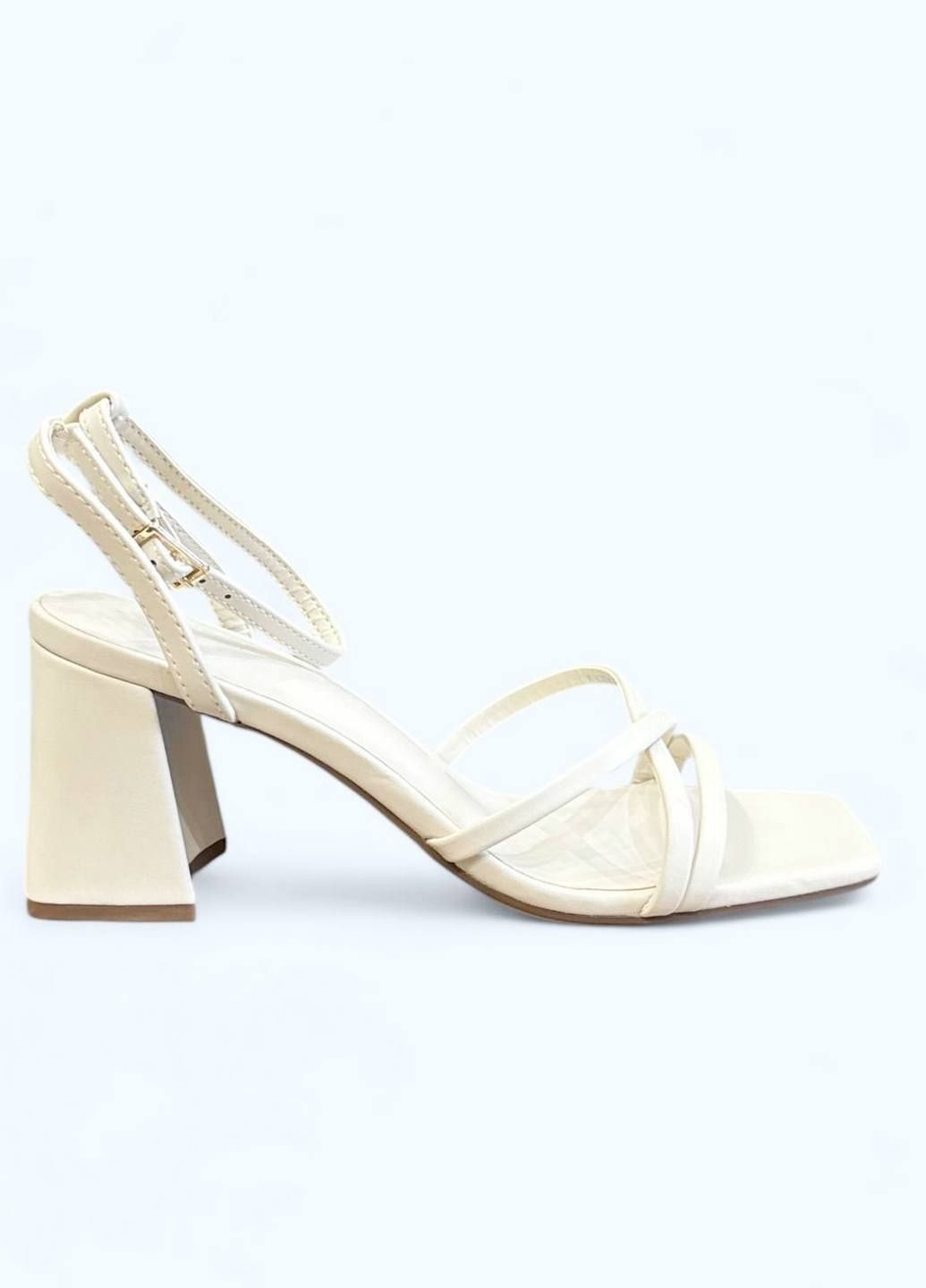 Бежевые босоножки Primark