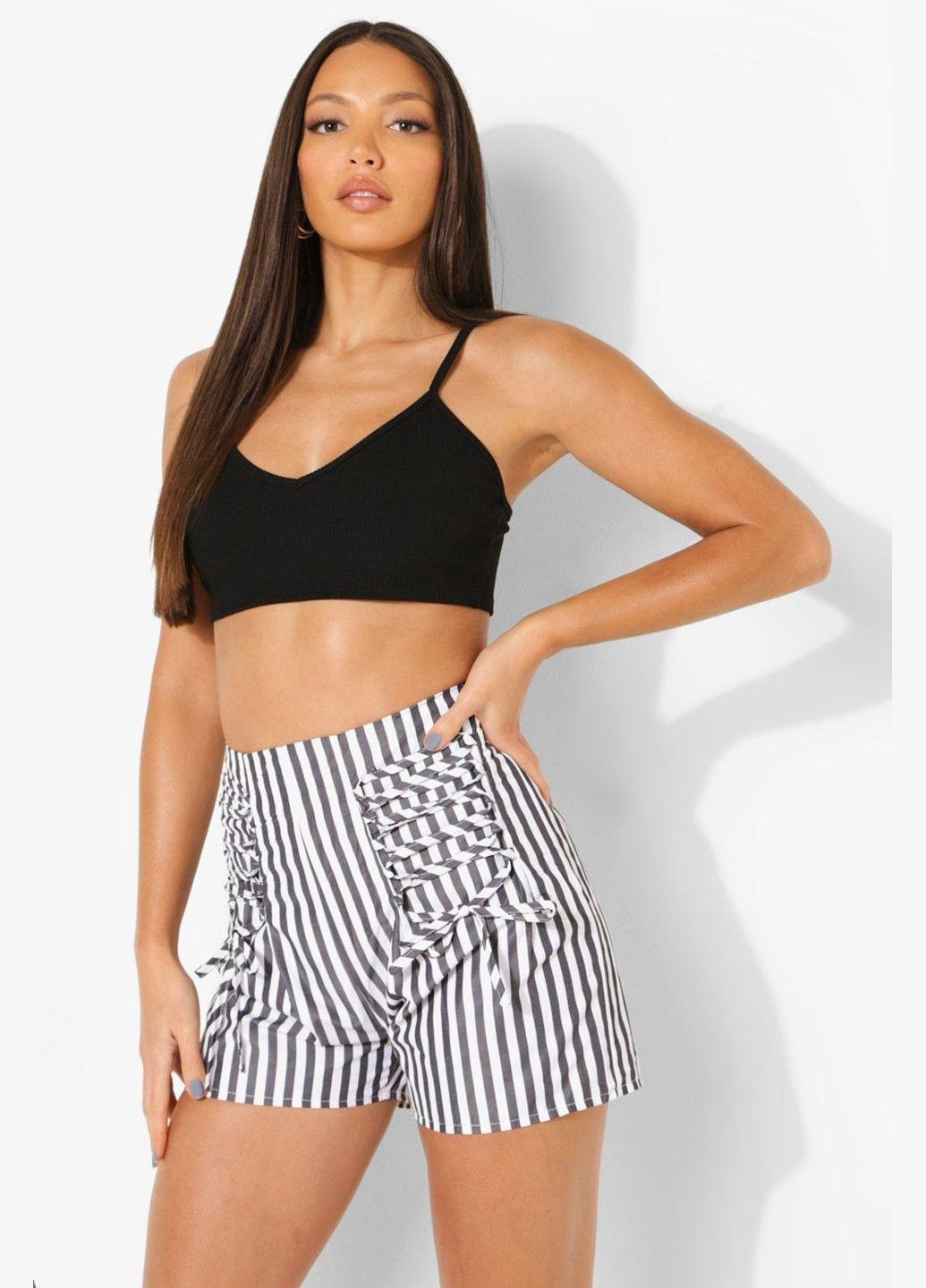 Шорти Boohoo (329409195)