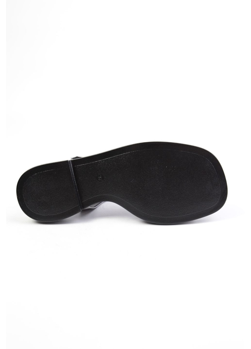 Серые босоножки Benito без застежки