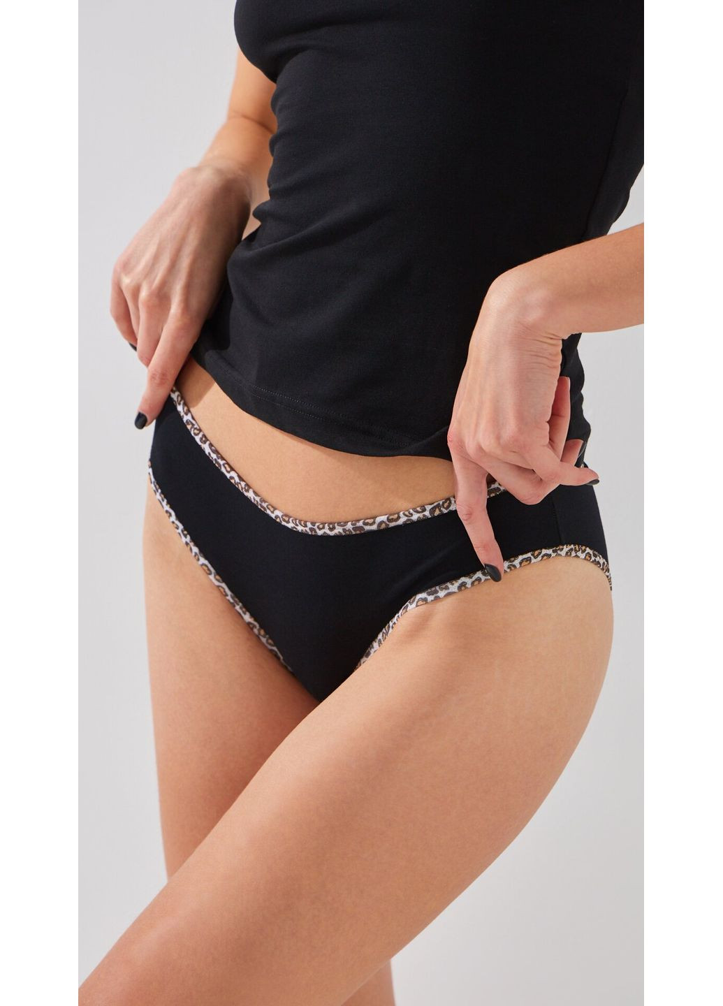 Трусы однотонные женские 113084 Черный shop (2000999297656) Nicoletta (365775568)