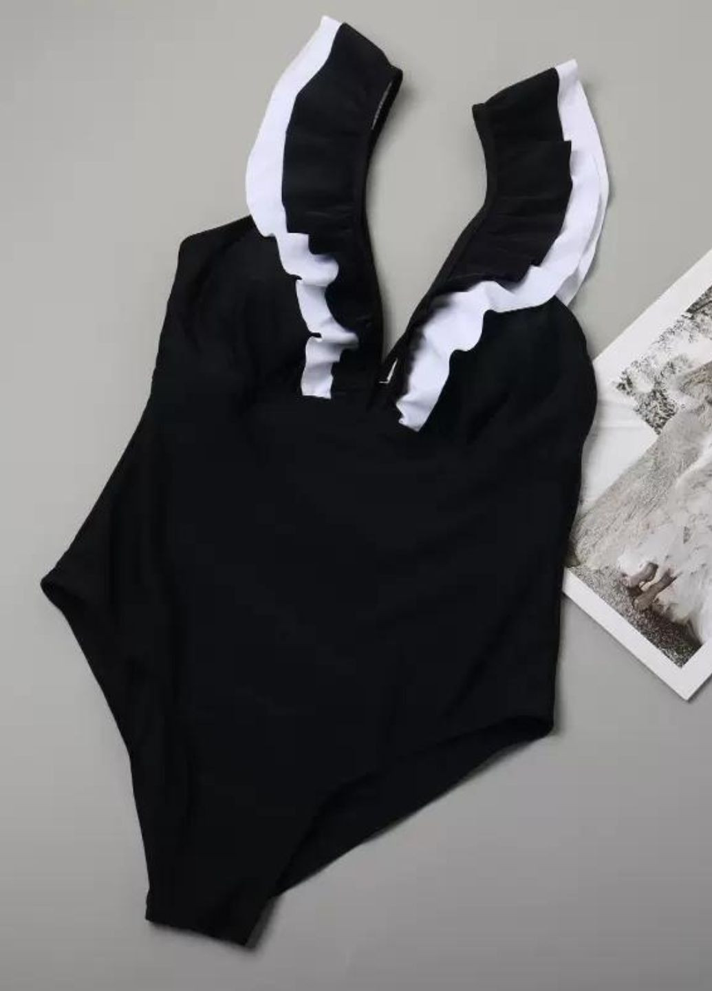 Черный демисезонный сплошной купальник margaryta с v-образным вырезом и рюшами черный (7340) слитный FS