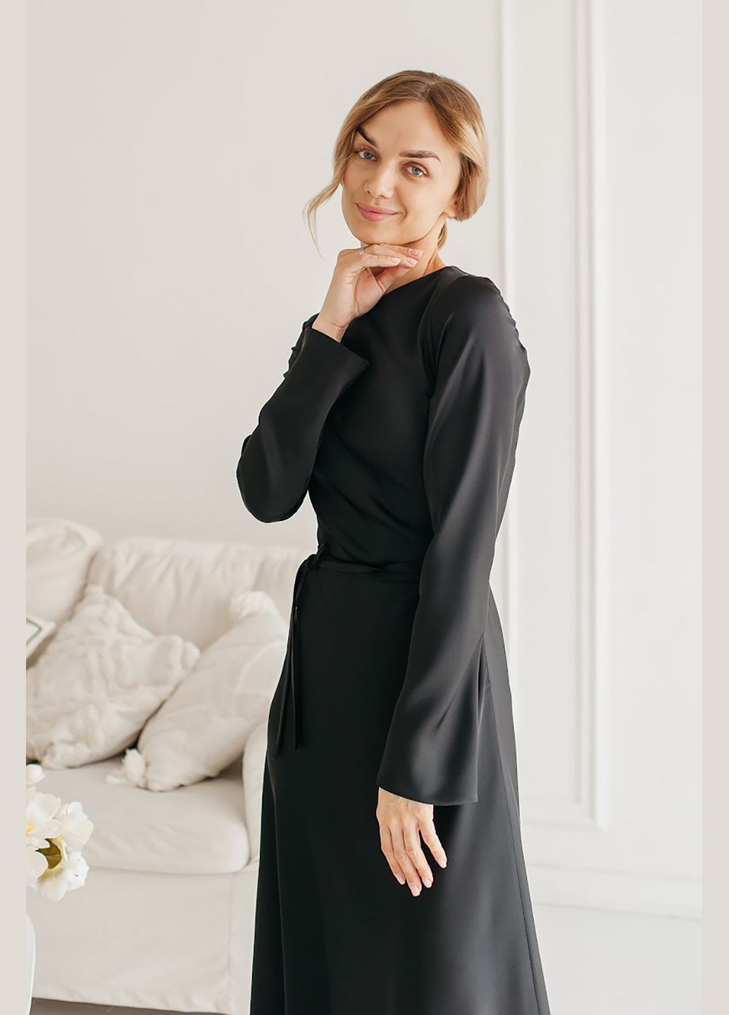 Черное платье из двойного шелка с поясом maureen Lana Bryk однотонное