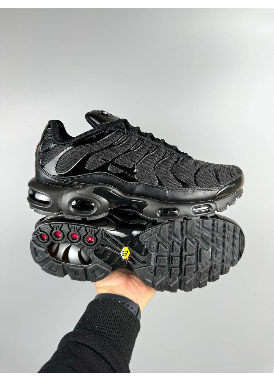 Білі Осінні кросівки nike air max plus triple black 604133-050 No Brand