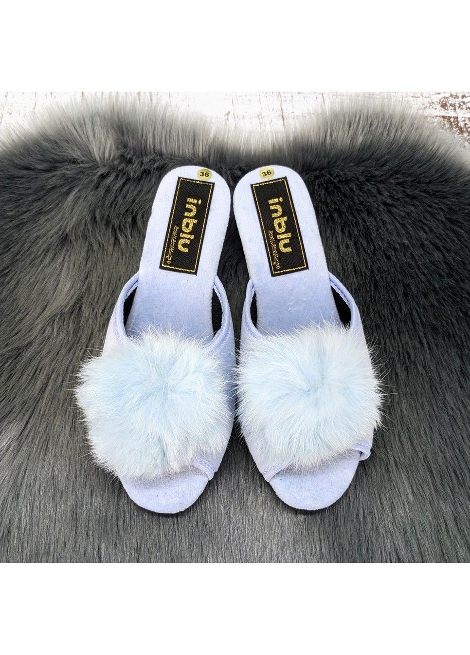 Светло-голубые тапочки домашние Inblu