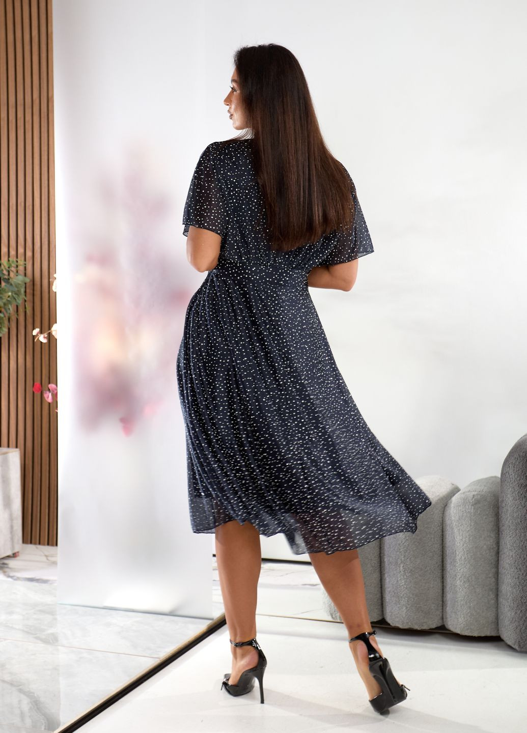 Темно-синее праздничный, коктейльное, вечернее шифоновое платье праздничное с глиттерным напылением оверсайз, колокол, а-силуэт No Brand однотонное