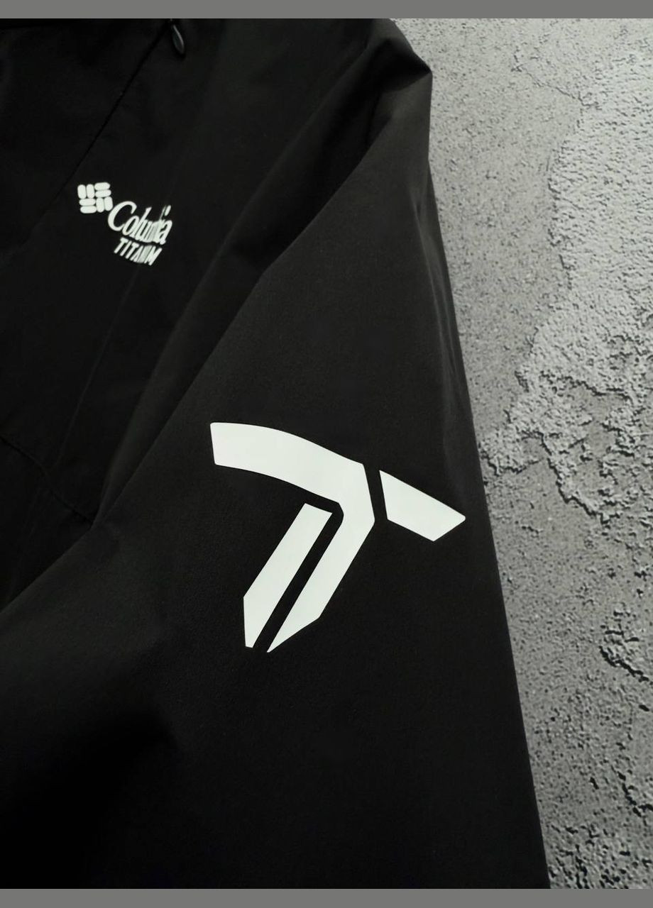 Черная демисезонная ветровка No Brand