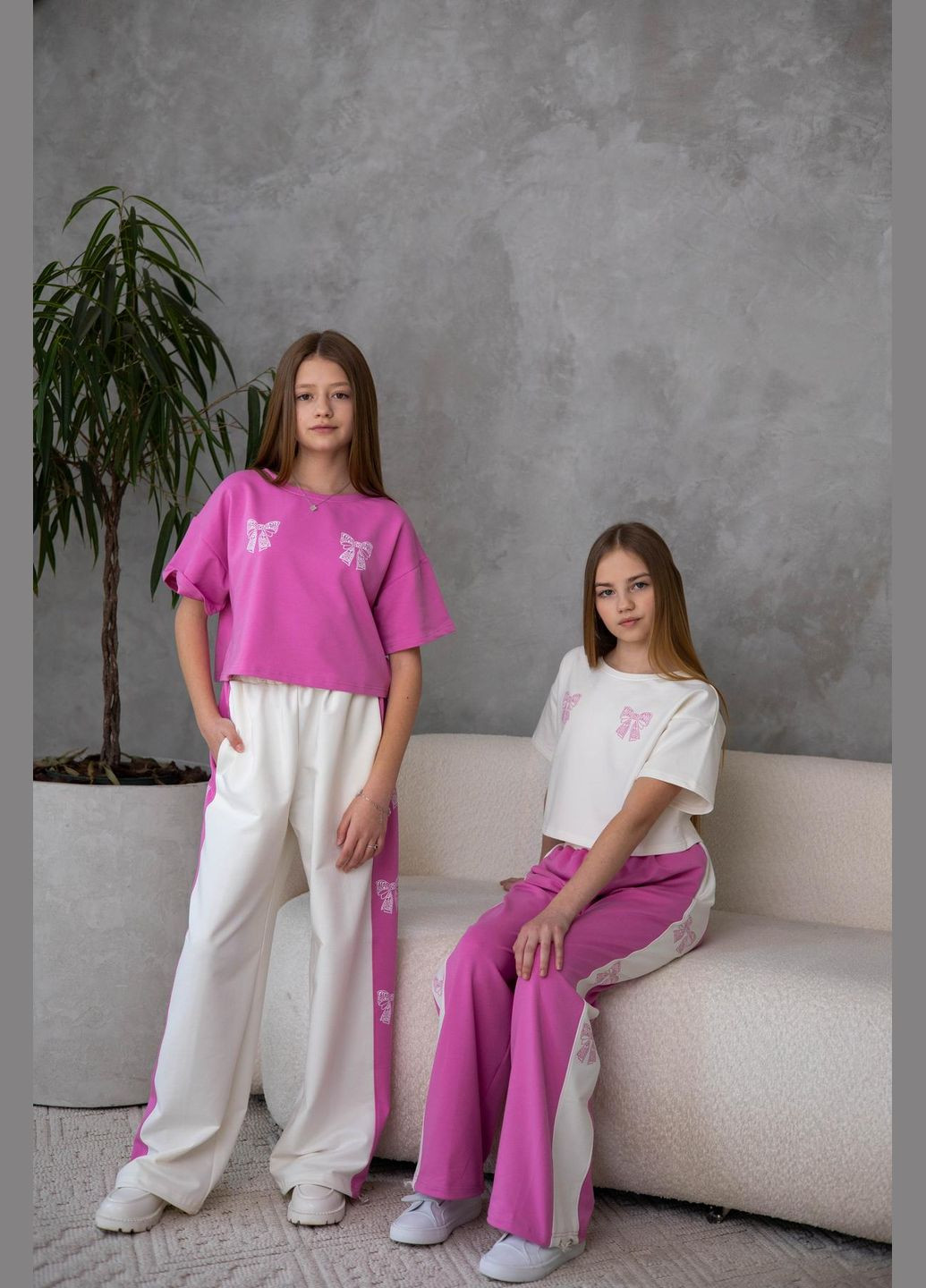 Рожевий літній комплект "бантики" з рожевою футболкою брючний IRmAS оверсайз