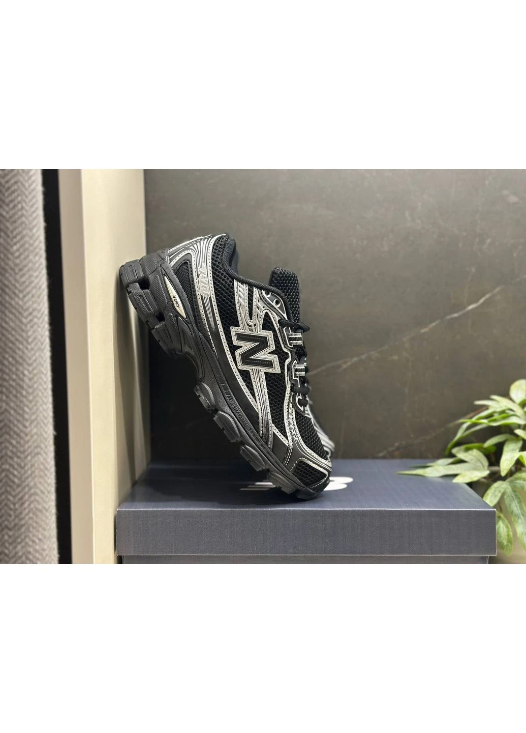 Чорні кросівки чоловічі new balance 740 black silver нью беланс 740 чорні демісезон No Brand