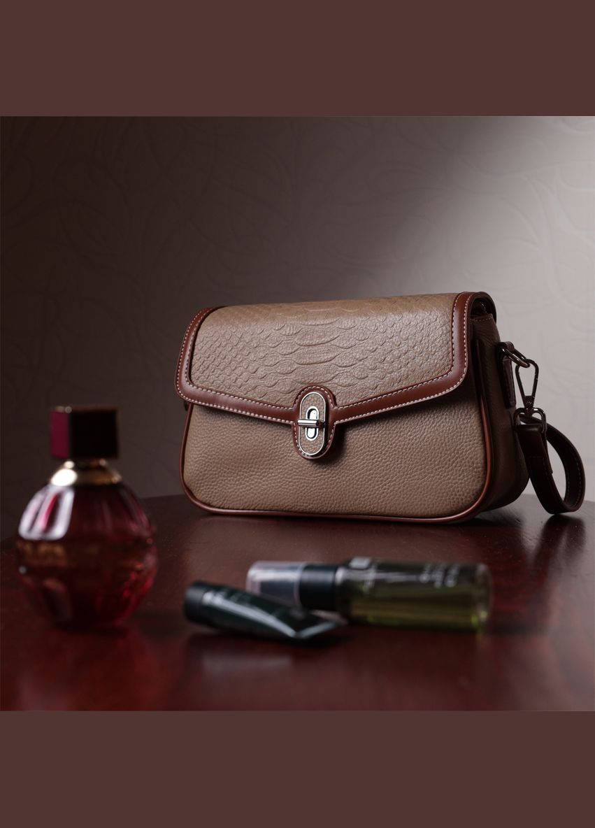 Стильная женская сумка с фактурным клапаном из натуральной кожи 22620 Бежевая Vintage (331906475)