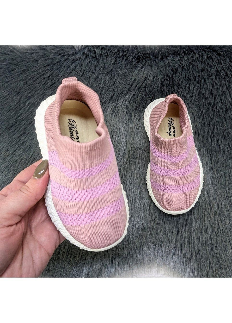 Бузкові літні кросівки дитячі для дівчинки FZD