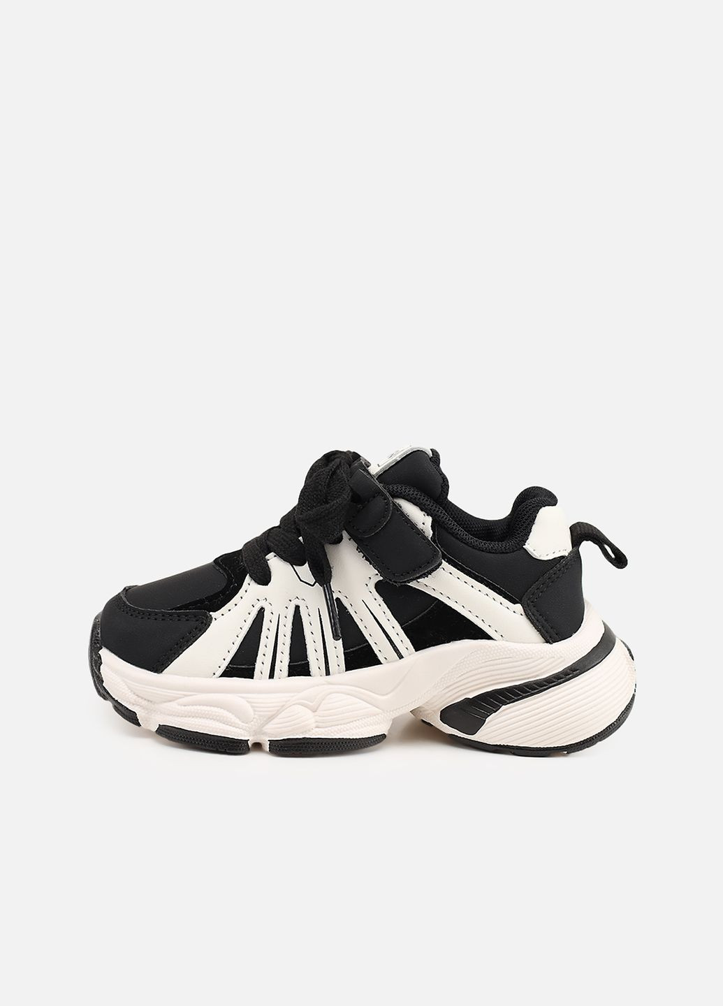 Чорні осінні кросівки для дівчинки, на пласкій підошві колір чорний цб-00273972 Kimboo