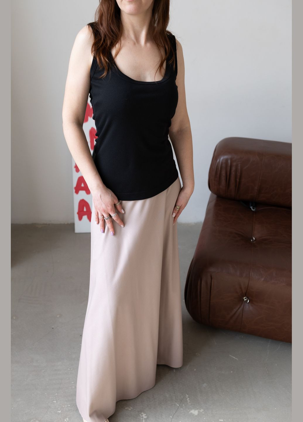 Пудровая повседневная, коктейльный, кэжуал однотонная длинная юбка пудровая Capricious