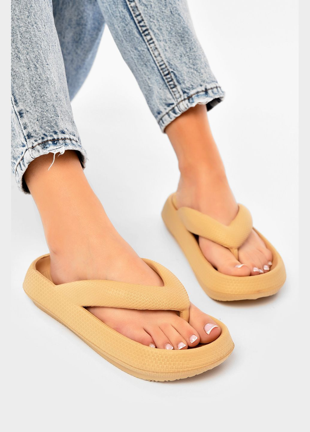 В`єтнамки жіночі піна бежевого кольору Let's Shop (337467674)