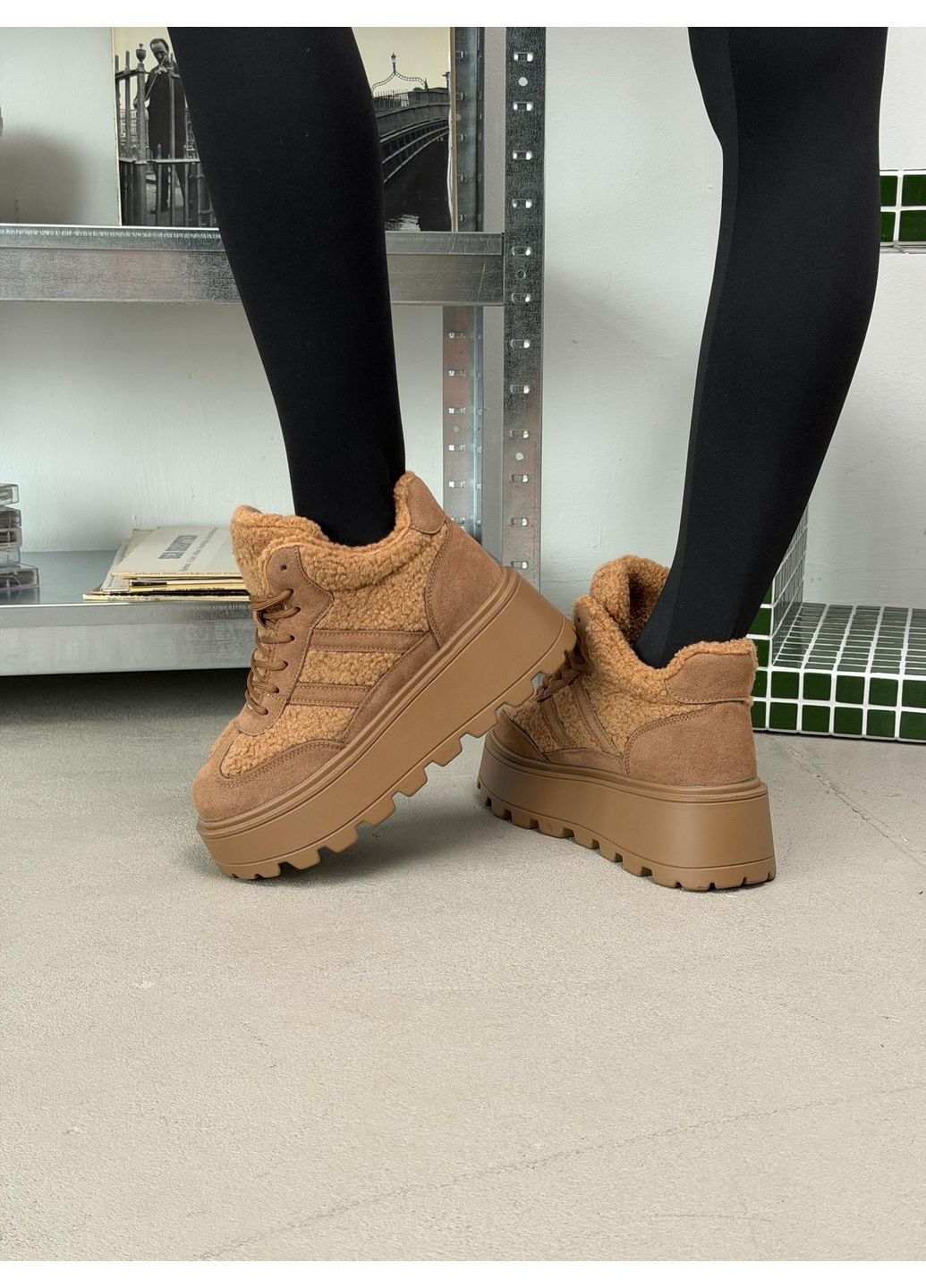 Зимние женские ботинки зимние рыжие на высокой тракторной подошве теплые тедди баранчик натуральная замша массивная подошва No Brand