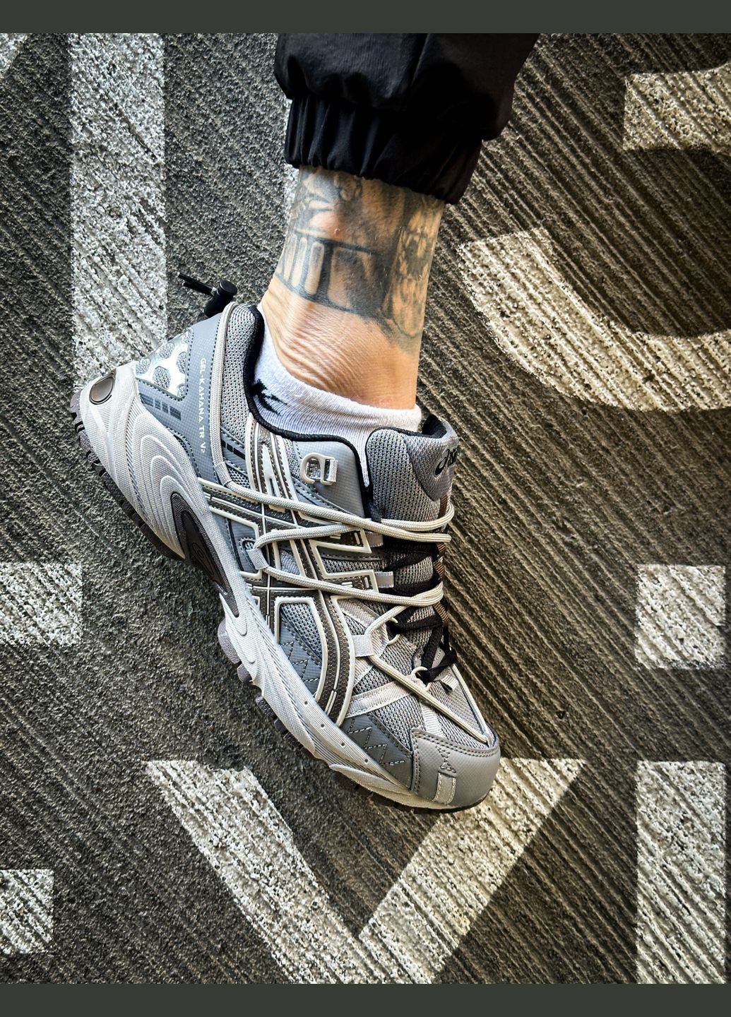 Сірі всесезон кросівки чоловічі asics gel-kahana tr v2 gray | асікс гель-кахана tr8 v2 сірі No Brand